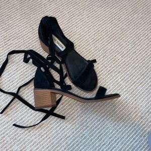 black lace up steve madden heels